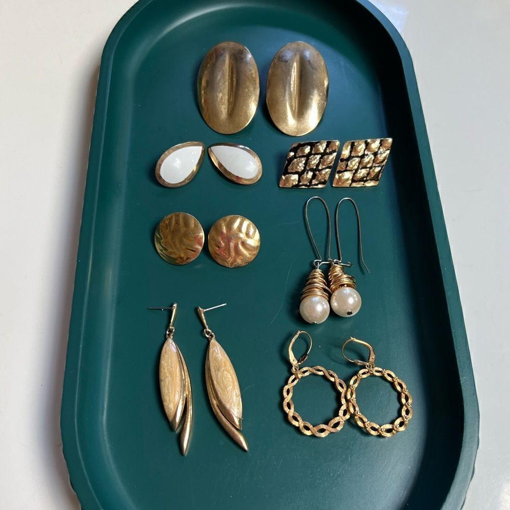 7 Pairs Mixed Decades 1950s - 1980s Vintage Gold White Tone Post Earrings Lot